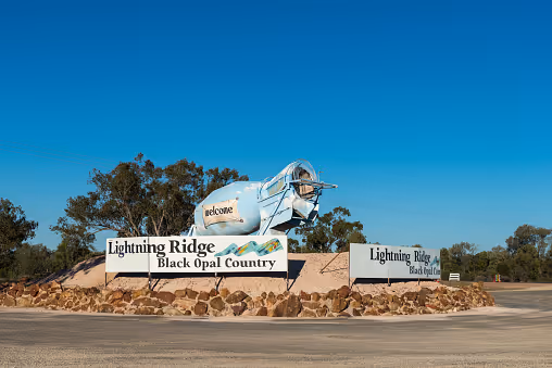 A sign in Lightning Ridge 'Black Opal Country'.